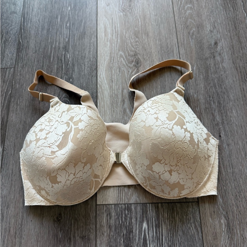 SOMA LACE FLORAL CREAM BRA - VANISHING BACK - FULL COVERAGE - BUY 2 GET 1 FREEEE